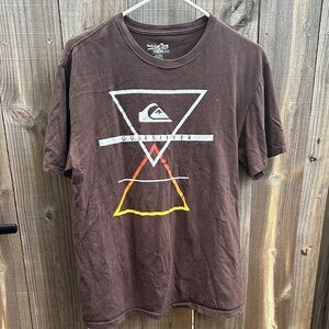 Y2K Quiksilver Brown Tee with Geometric Graphic Size Large